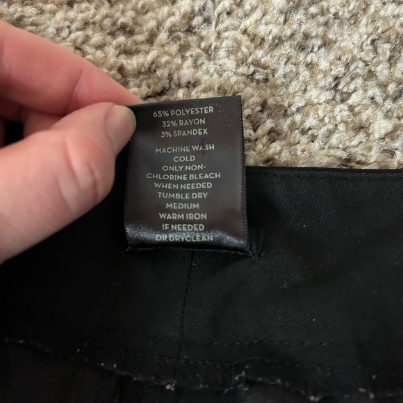 Ann Taylor Curvy Black Dress Pants Size 4 Business Casual Formal Work - Picture 5 of 5